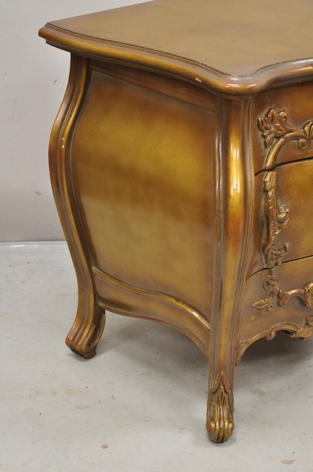 Vintage French Rococo Baroque Style Gold Gilt Bombe Nightstands -  a Pair