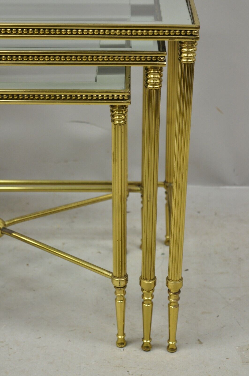 Brass Italian Hollywood Regency Side Nesting Tables Glass Top Tapered Legs Set 3