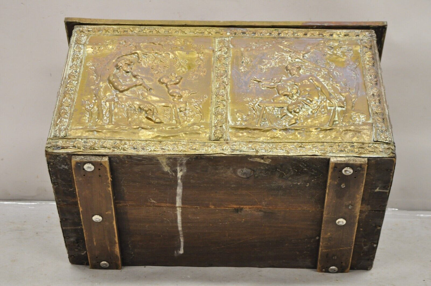 19th C. English Victorian Figural Repousse Brass Clad Coal Bin Storage Chest