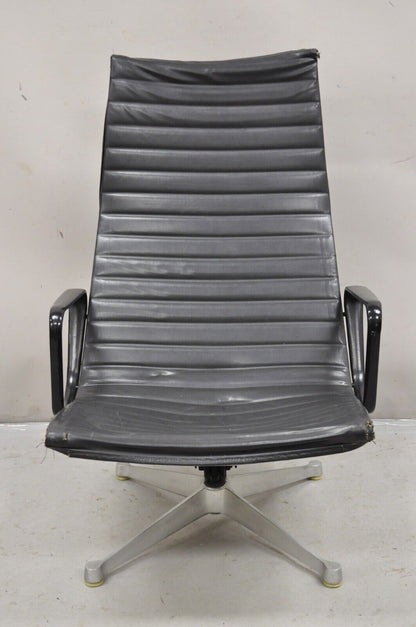 Vintage Herman Miller Charles and Ray Eames Design Swivel Aluminum Group Chair