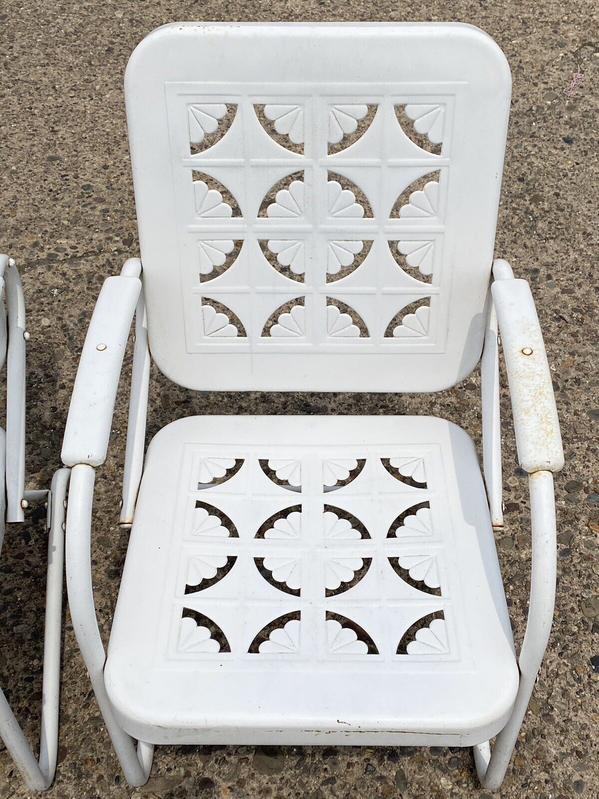Vintage Starburst Pie Crest Metal Outdoor Patio Springer Lounge Chairs - a Pair