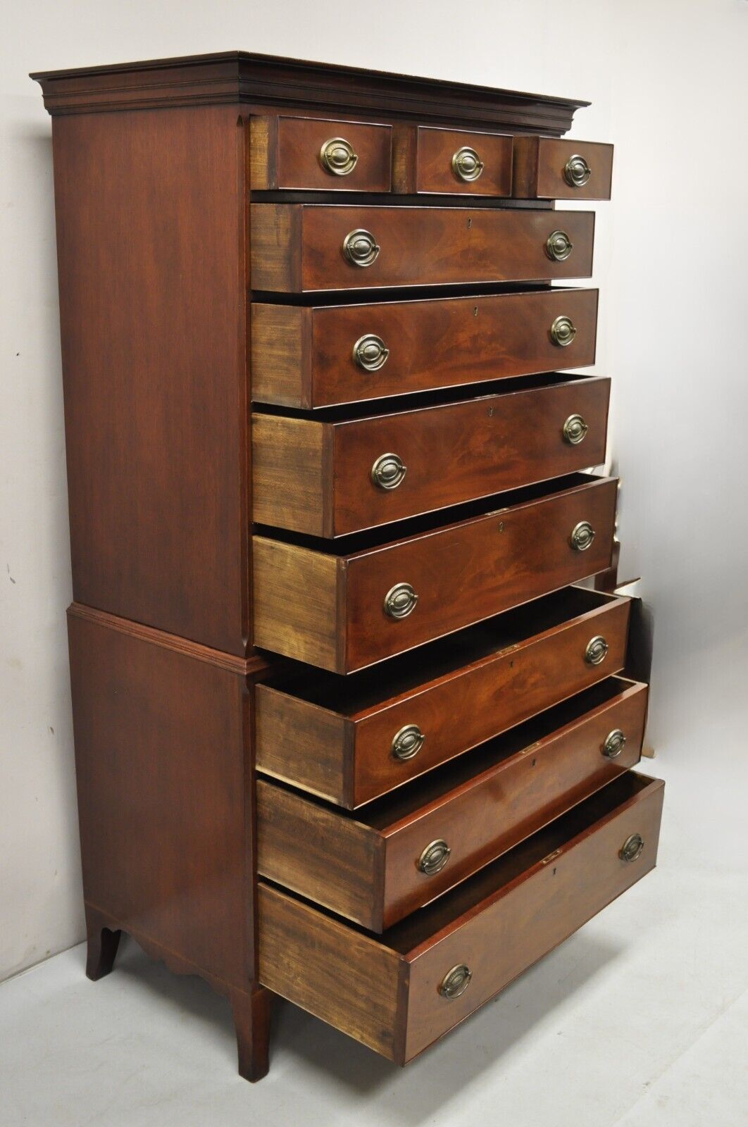 Beacon Hill Mahogany Federal Style 10 Drawer Highboy Chest on Chest Dresser