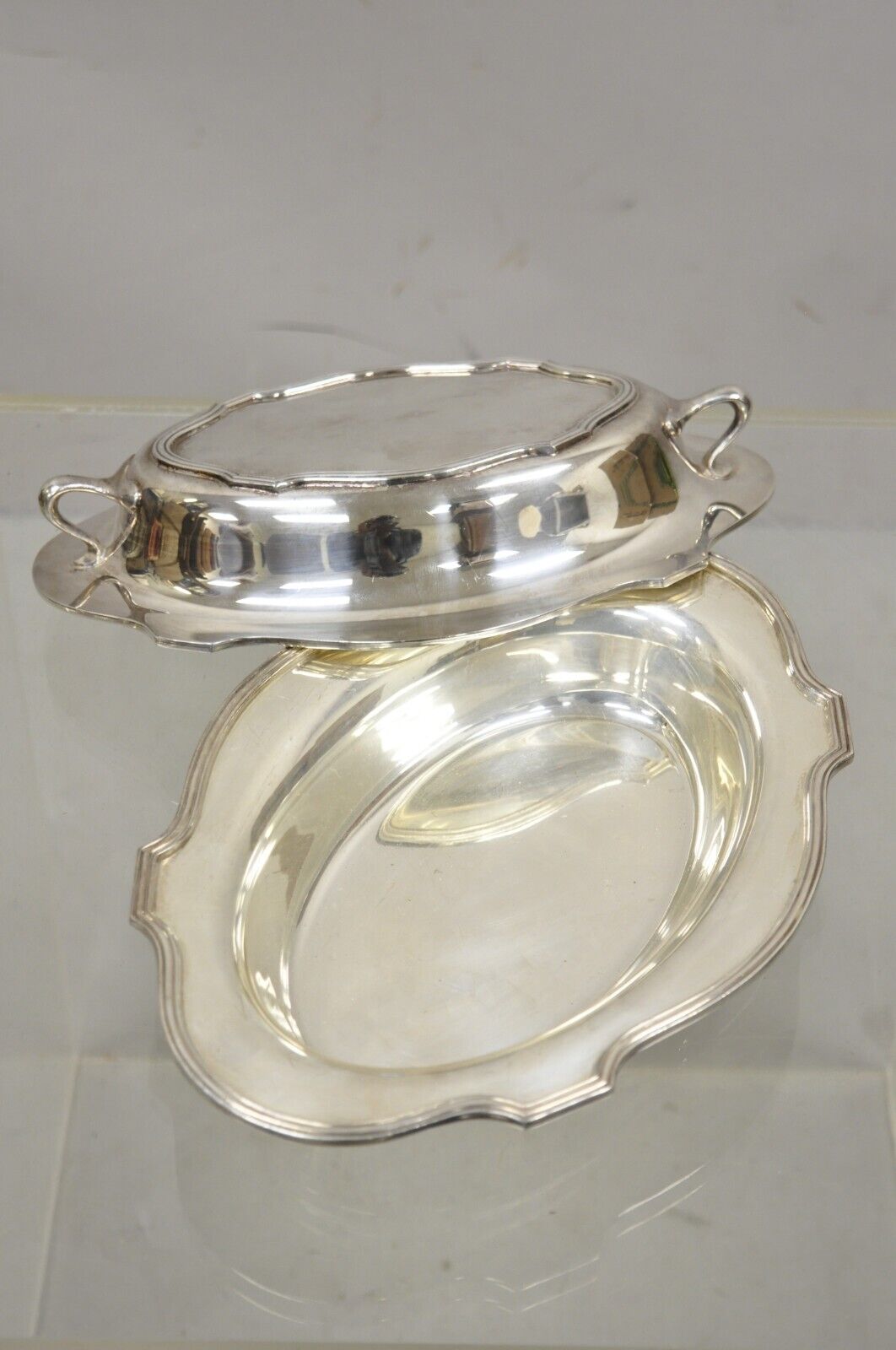 LBS Co English Regency Style Silver Plated Covered Serving Dish Vegetable Bowl