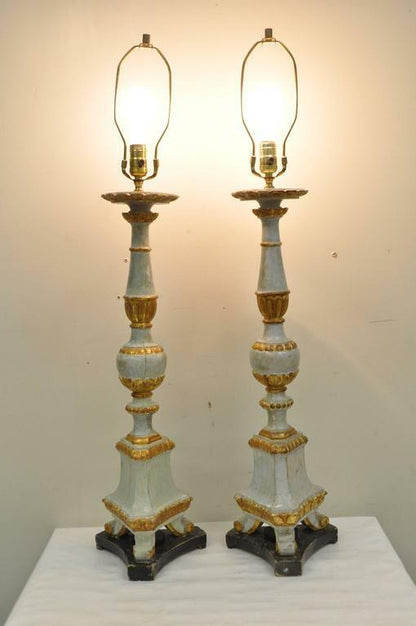 Pair of Early 20th Century Italian Hand-Carved Giltwood Neoclassical Table Lamps