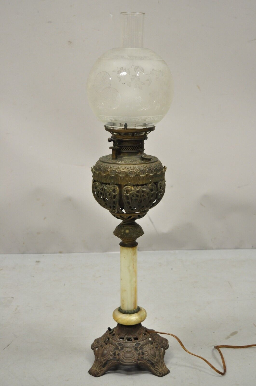 Antique Victorian Bronze Converted Oil Lamp Table Lamp Alabaster Shaft