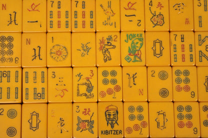 Antique Mah Jong Jongg Bakelite Game Set 148 Tiles 5 Racks