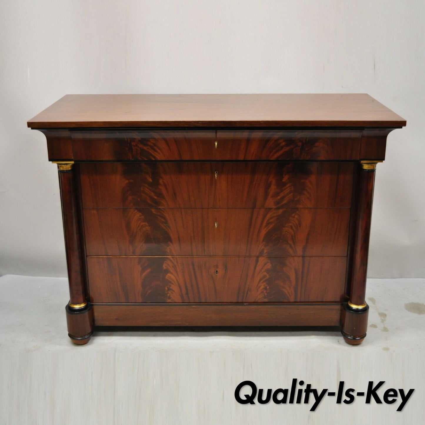 Villa Garnelo Crotch Mahogany Empire Style 4 Drawer Commode Dresser