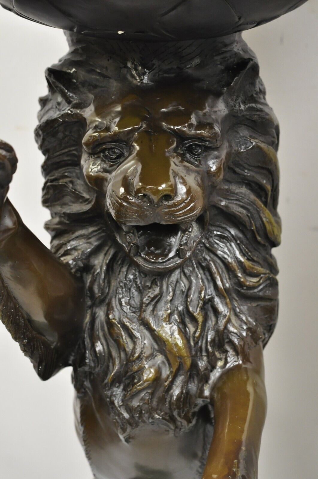 Cast Bronze Figural Lion Sculpture Marble Top Pedestals after P.J Mene - a Pair
