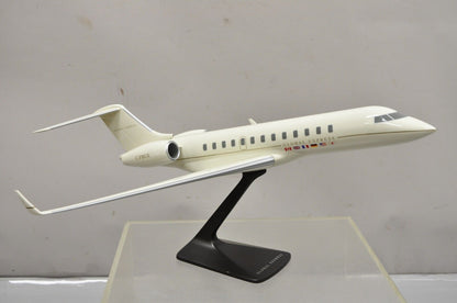 Space Model London England Global Express C-FBGX Bombardier Airplane Model Plane