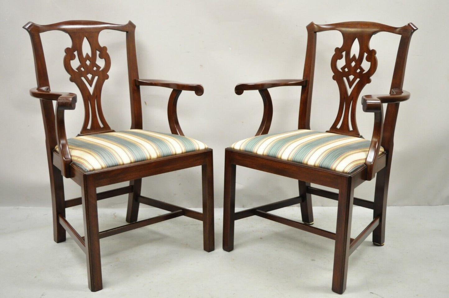 Henkel Harris Solid Mahogany Georgian Chippendale Style Dining Chairs - Set of 6