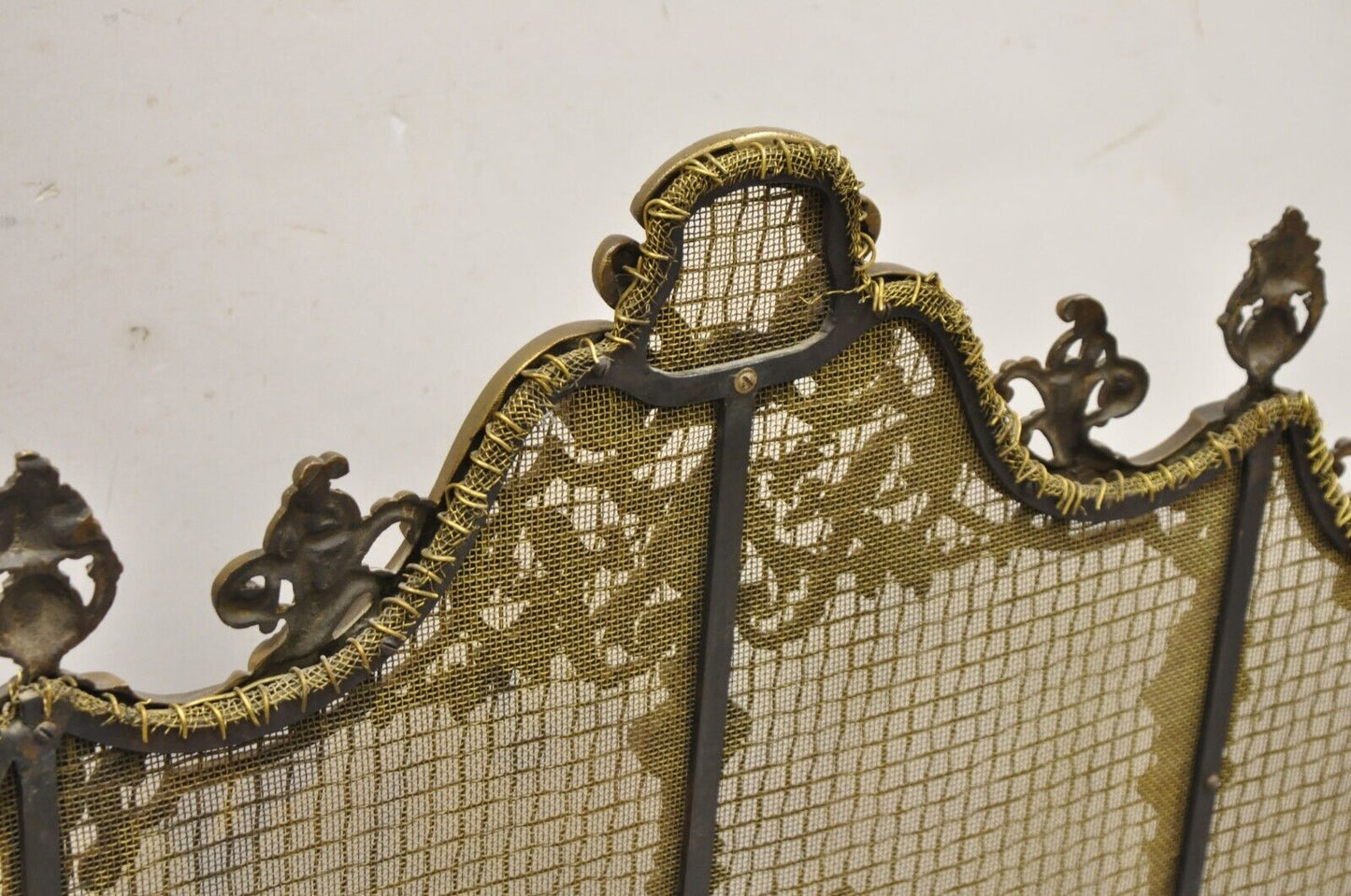 Antique French Renaissance Baroque Style Figural Bronze Mesh Fireplace Screen