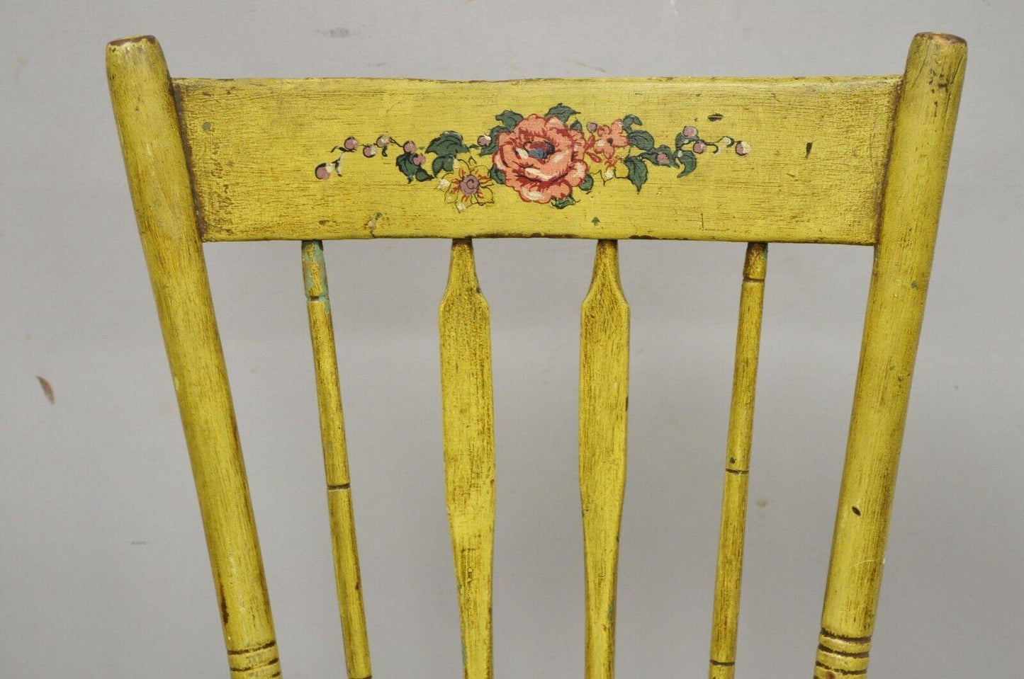 Frederick Loeser & Co Yellow American Primitive Hitchcock Painted Side Chair (A)