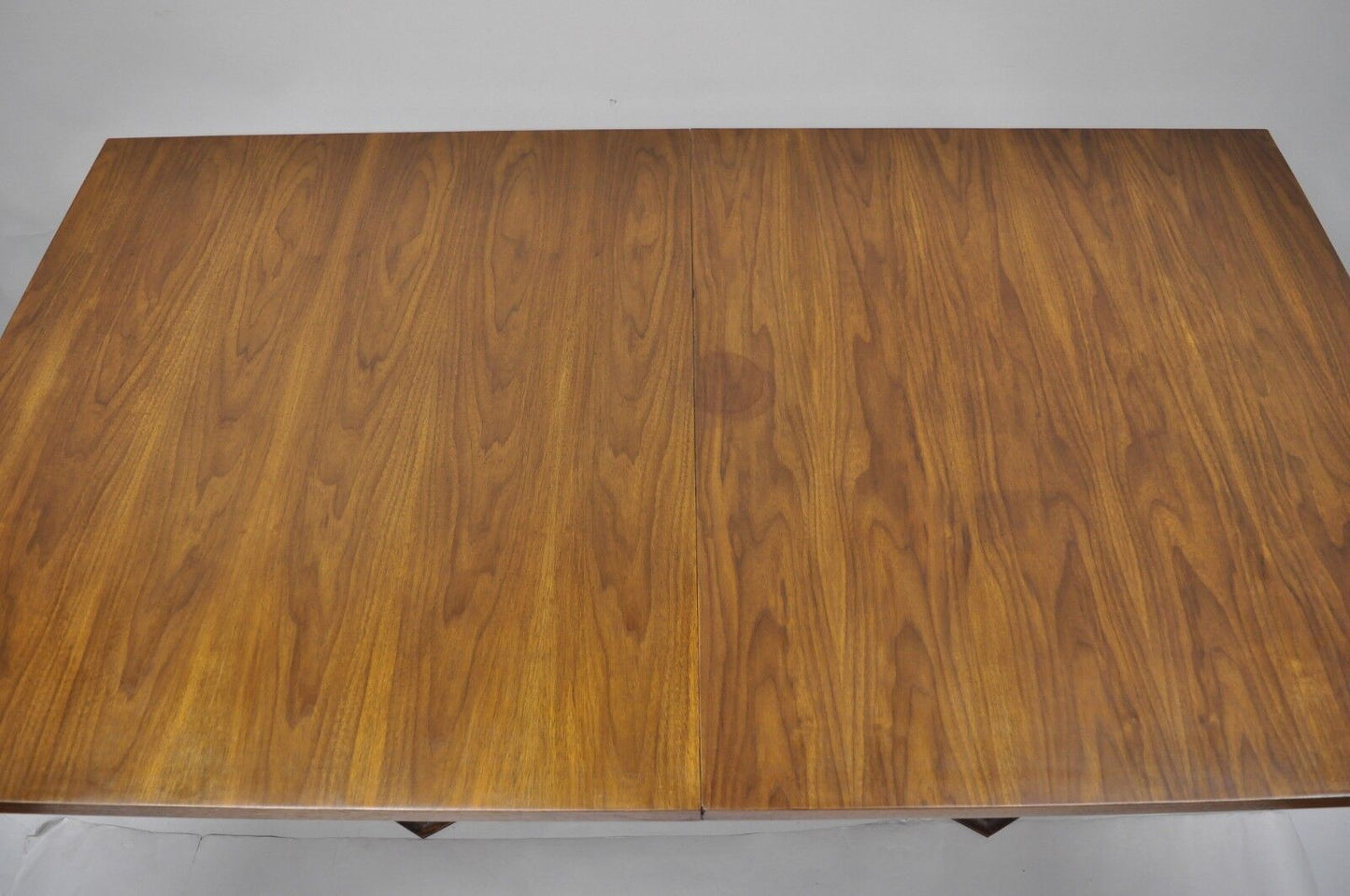 Harvey Probber Style Walnut Mid Century Modern Sculptural Pedestal Dining Table