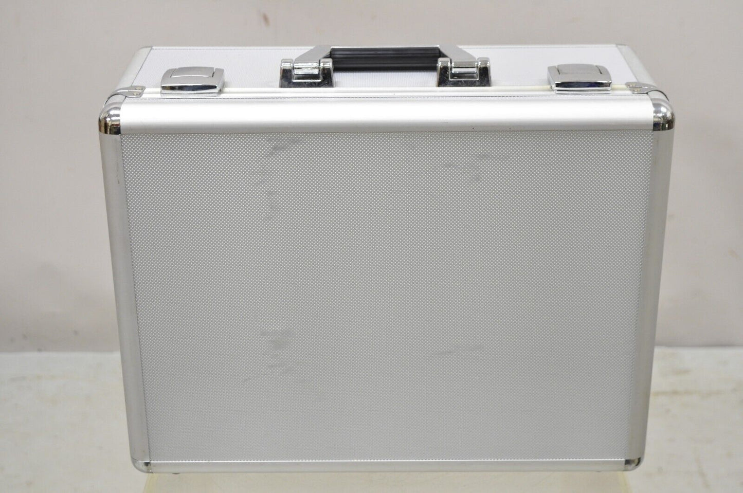 Modern Silver Aluminum Metal 17" Storage Box Briefcase Carry Bag