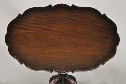 Mahogany Chippendale Style Tilt Top Pedestal Base Scalloped Oval Coffee Table