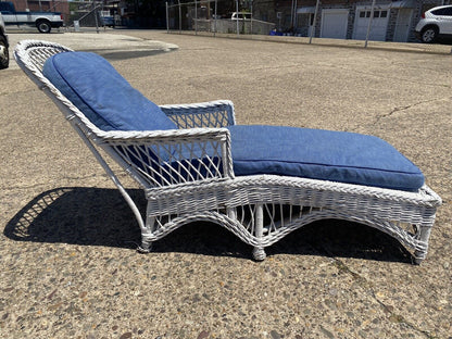 Antique American Victorian White Wicker Sunroom Chaise Lounge Arm Chair Sofa