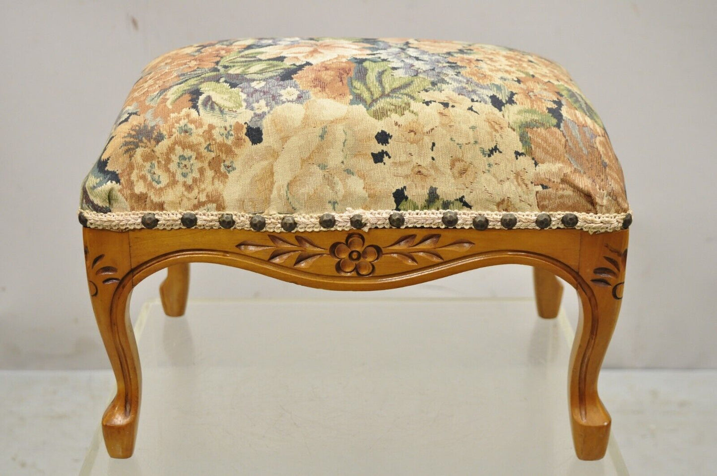 Vtg French Country Provincial Louis XV Style Maple Wood Small Ottoman Footstool