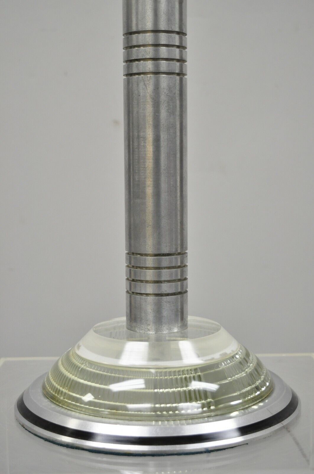 Art Deco Aluminum & Acrylic Skyscraper Table Lamp Walter Von Nessen Pattyn Style