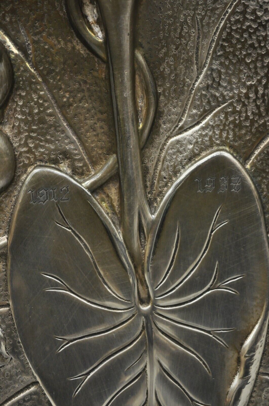 Antique Reed & Barton 1400 Art Nouveau Deco Lily Pad Leaf 20" Charger Tray